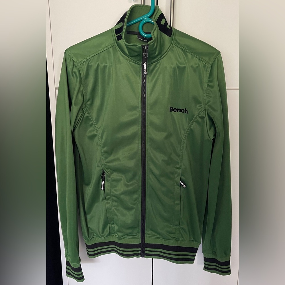 Men’s Green Bench Softshell/Track Jacket/Sweater Lightweight Tech Zip-Up, Size S